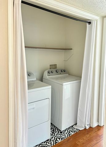 1501 Gentle Wind Drive, Arlington, TX 76018