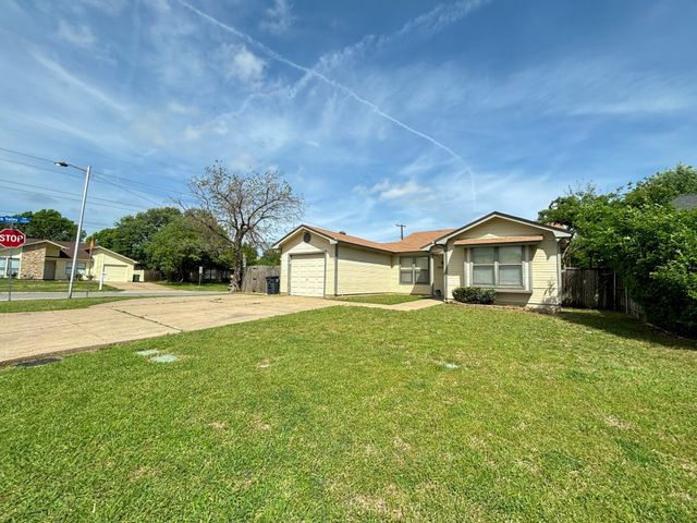 1501 Gentle Wind Drive, Arlington, TX 76018