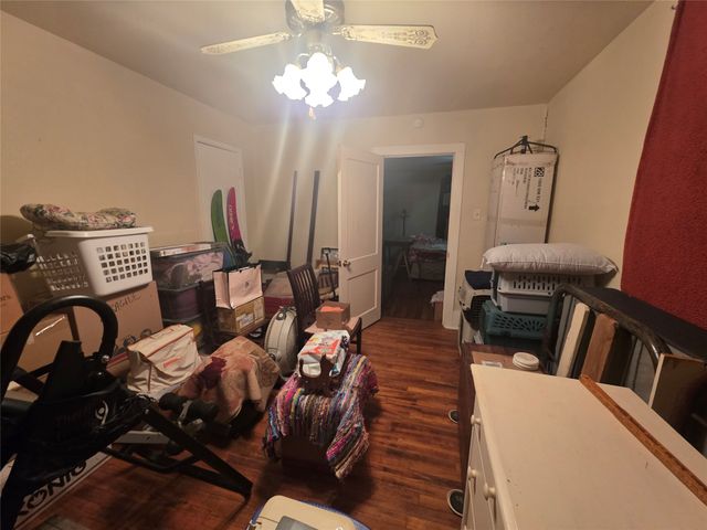 401 W Wilson Street, Cleburne, TX 76033