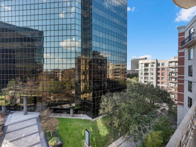 5005 Hidalgo Street 613, Houston, TX 77056