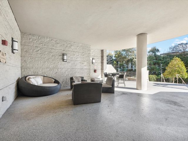 5005 Hidalgo Street 613, Houston, TX 77056