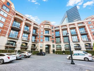 5005 Hidalgo Street 613, Houston, TX 77056