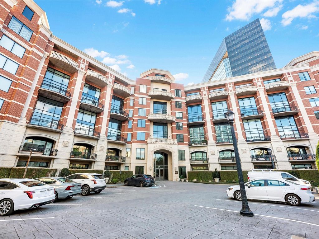 5005 Hidalgo Street 613, Houston, TX 77056