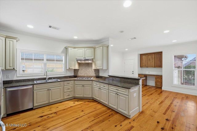 242 Huntington Hollow, Brandon, MS 39047