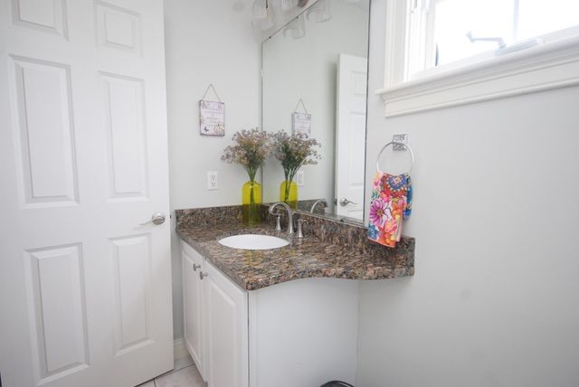 35 Lancaster County Rd 8A, Harvard, MA 01451