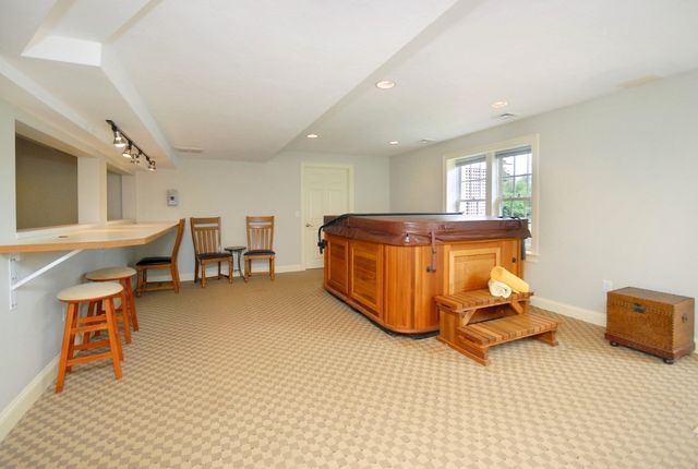 35 Lancaster County Rd 8A, Harvard, MA 01451
