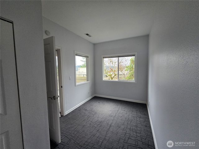 7417 Old redmond Road, Redmond, WA 98052