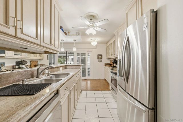 2364 Torrey pines Rd. 38, La Jolla, CA 92037