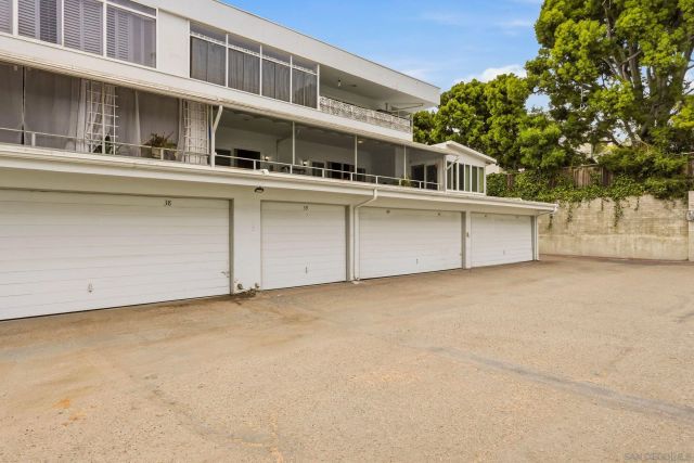 2364 Torrey pines Rd. 38, La Jolla, CA 92037