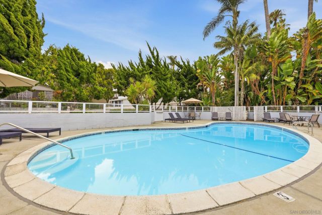 2364 Torrey pines Rd. 38, La Jolla, CA 92037