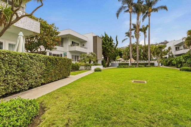 2364 Torrey pines Rd. 38, La Jolla, CA 92037