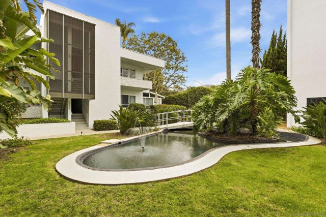 2364 Torrey pines Rd. 38, La Jolla, CA 92037