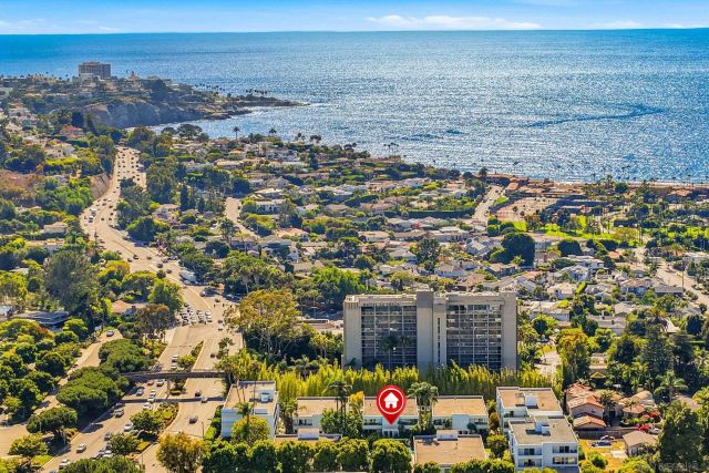 2364 Torrey pines Rd. 38, La Jolla, CA 92037