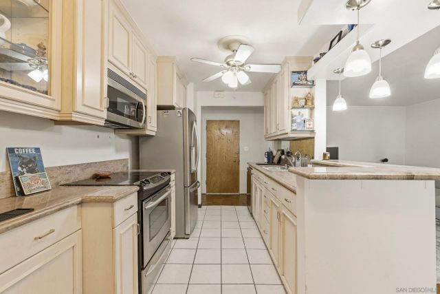 2364 Torrey pines Rd. 38, La Jolla, CA 92037