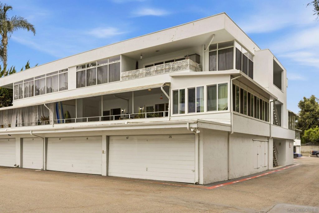 2364 Torrey pines Rd. 38, La Jolla, CA 92037