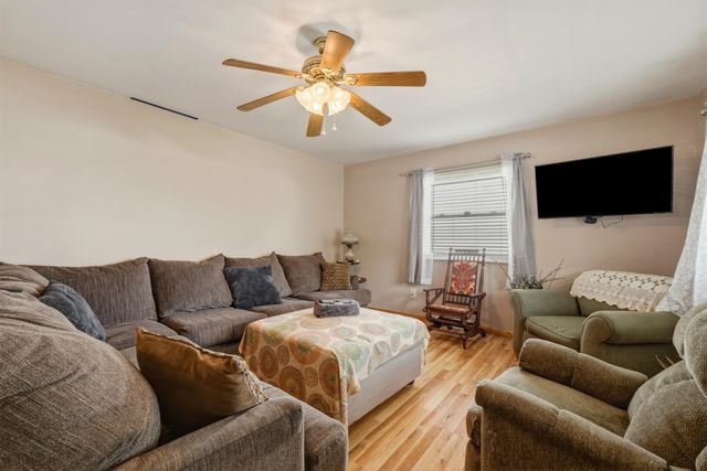 743 Lee Street, Barboursville, WV 25504