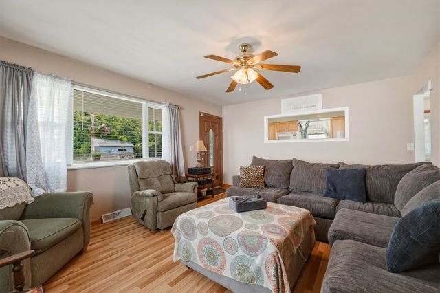 743 Lee Street, Barboursville, WV 25504