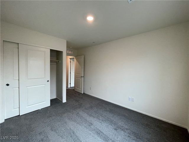 5000 Hunter Mesa Avenue, Las Vegas, NV 89139