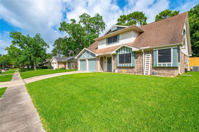 5110 Tashkent Drive, Friendswood, TX 77546