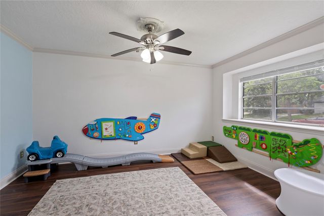 5110 Tashkent Drive, Friendswood, TX 77546