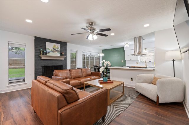 5110 Tashkent Drive, Friendswood, TX 77546