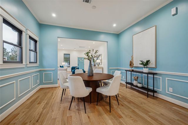 638 Harvard Street, Houston, TX 77007