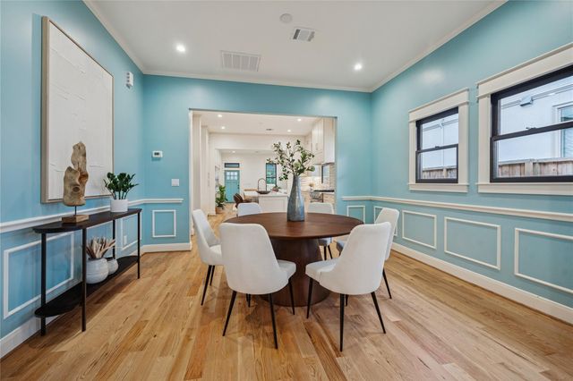 638 Harvard Street, Houston, TX 77007