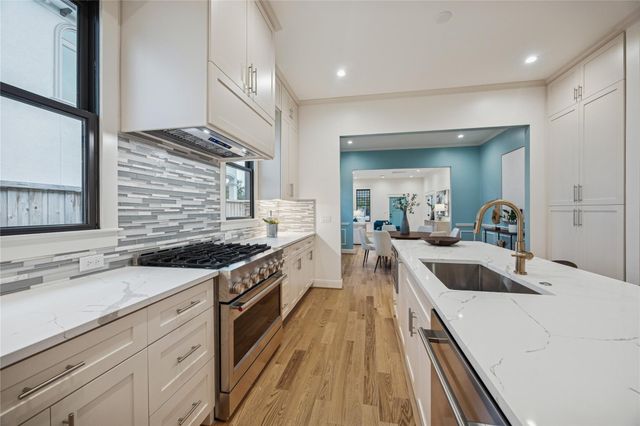 638 Harvard Street, Houston, TX 77007