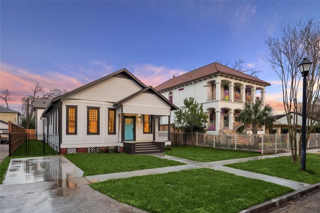 638 Harvard Street, Houston, TX 77007