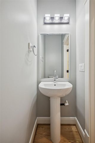 638 Harvard Street, Houston, TX 77007