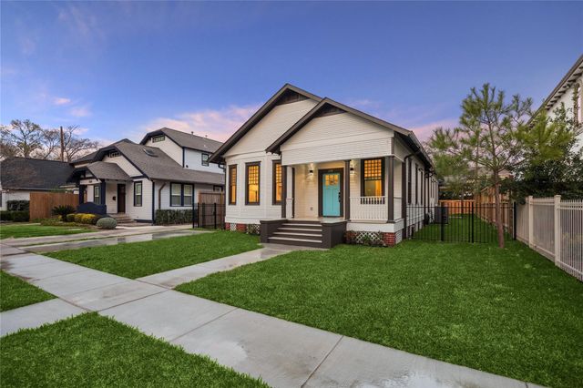 638 Harvard Street, Houston, TX 77007