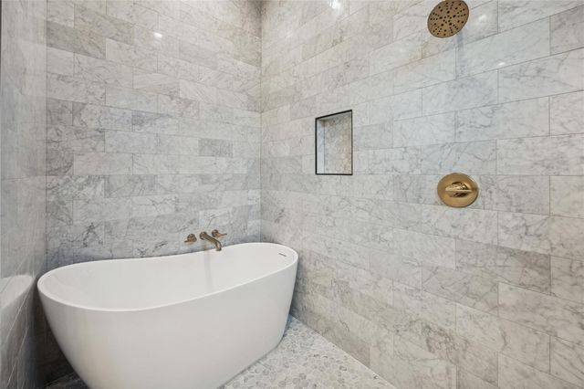 638 Harvard Street, Houston, TX 77007