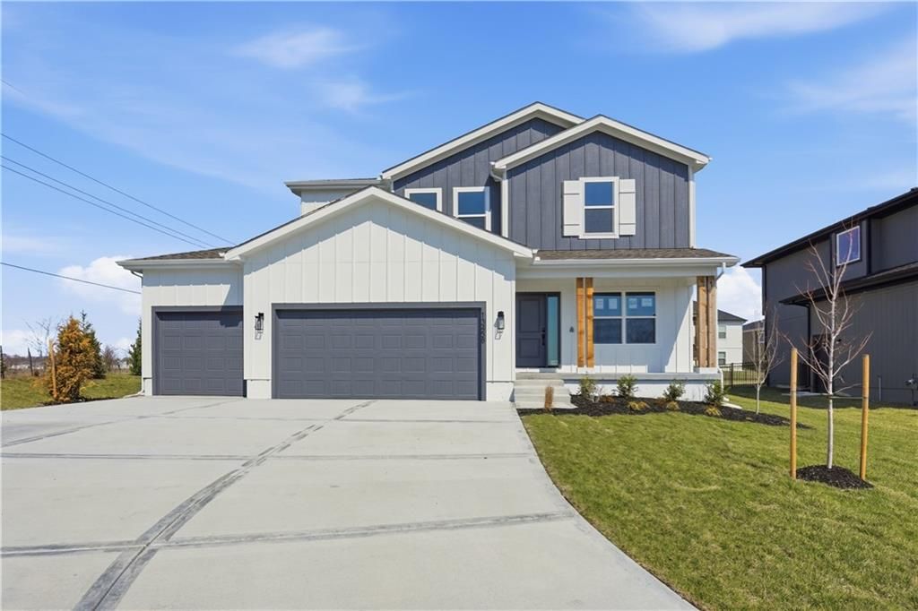 13458 W 179th Terrace, Overland Park, KS 66013