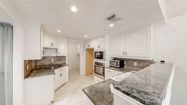 2121 Stradivarius Lane, Carrollton, TX 75007