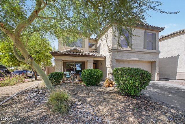 2532 W STRAIGHT ARROW Lane, Phoenix, AZ 85085