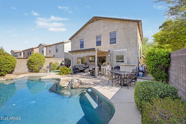 2532 W STRAIGHT ARROW Lane, Phoenix, AZ 85085