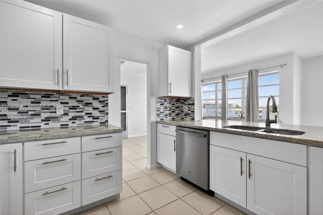 329 SE 3rd Street 502T, Hallandale Beach, FL 33009
