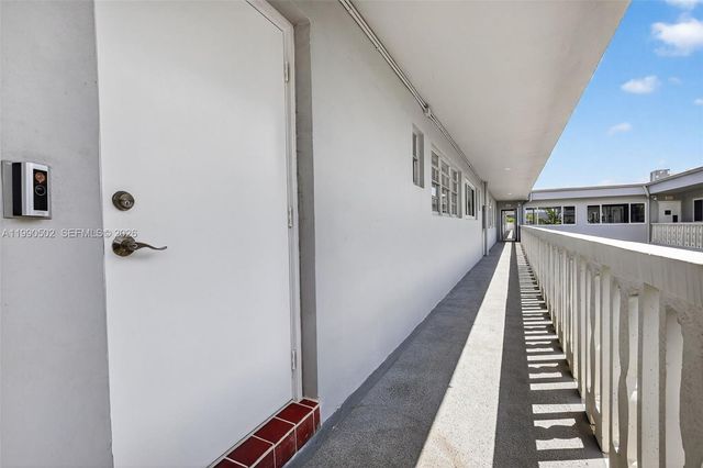 329 SE 3rd Street 502T, Hallandale Beach, FL 33009