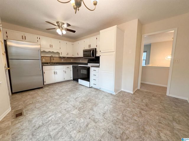 6460 KATHY DRIVE, Pinson, AL 35126