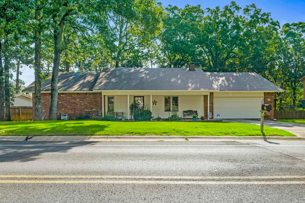 20 Oakbrooke Drive, Sherwood, AR 72120