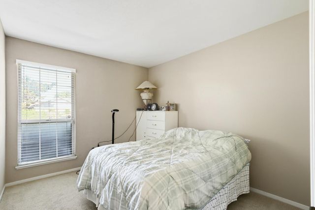 1840 Village Dr, Tracy, CA 95376