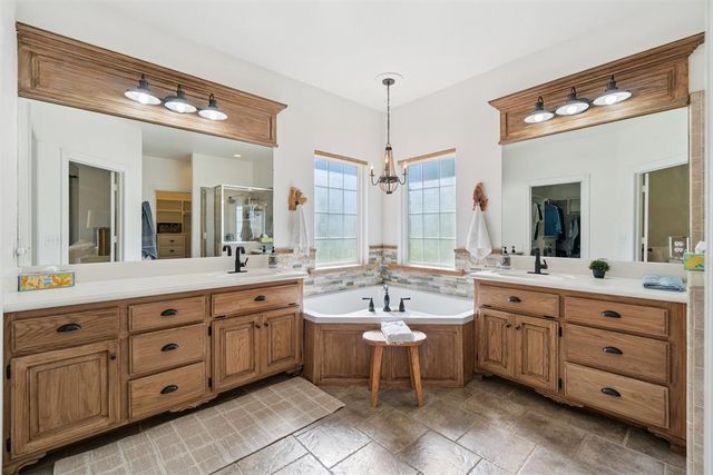 895 Choctaw Vista Drive, Choctaw, OK 73020