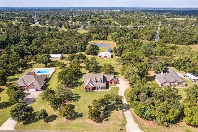 895 Choctaw Vista Drive, Choctaw, OK 73020