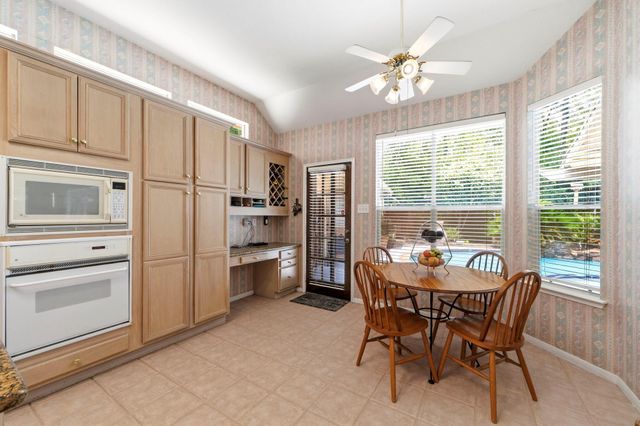 185 Purple Slate Place, The Woodlands, TX 77381