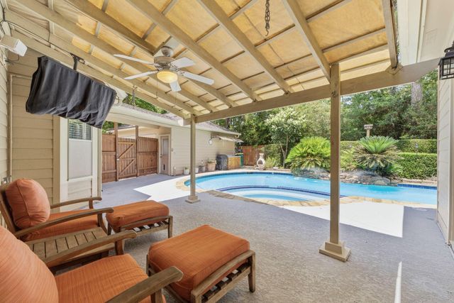 185 Purple Slate Place, The Woodlands, TX 77381