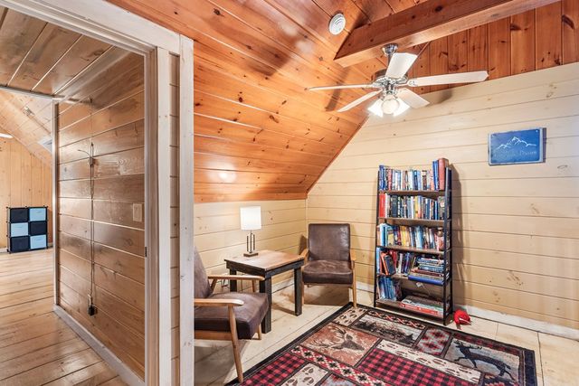 726 Gage Drive, Hiawassee, GA 30546