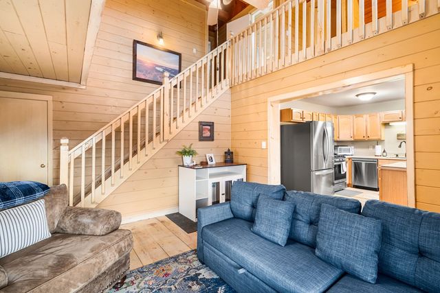 726 Gage Drive, Hiawassee, GA 30546