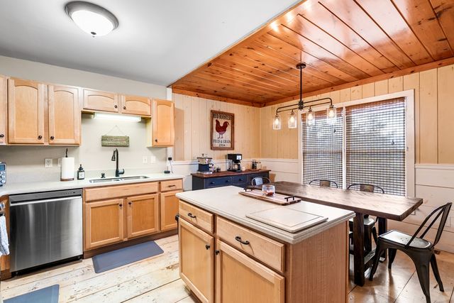 726 Gage Drive, Hiawassee, GA 30546