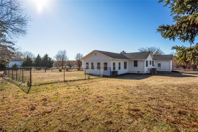 3505 Hopewell Road, Anderson, SC 29621