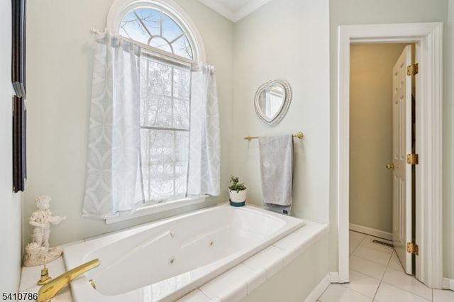 14 Seneca Lake Ter, Sparta Twp., NJ 07871